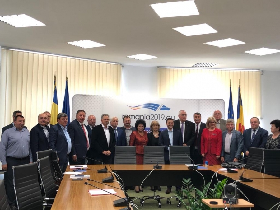 COMUNICAT privind necesitatea urgentării adoptării Codului administrativ